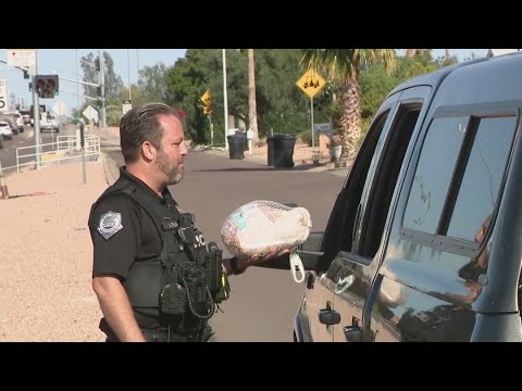 Police In Mesa Arizona Give Unsuspecting Motorists The Bird